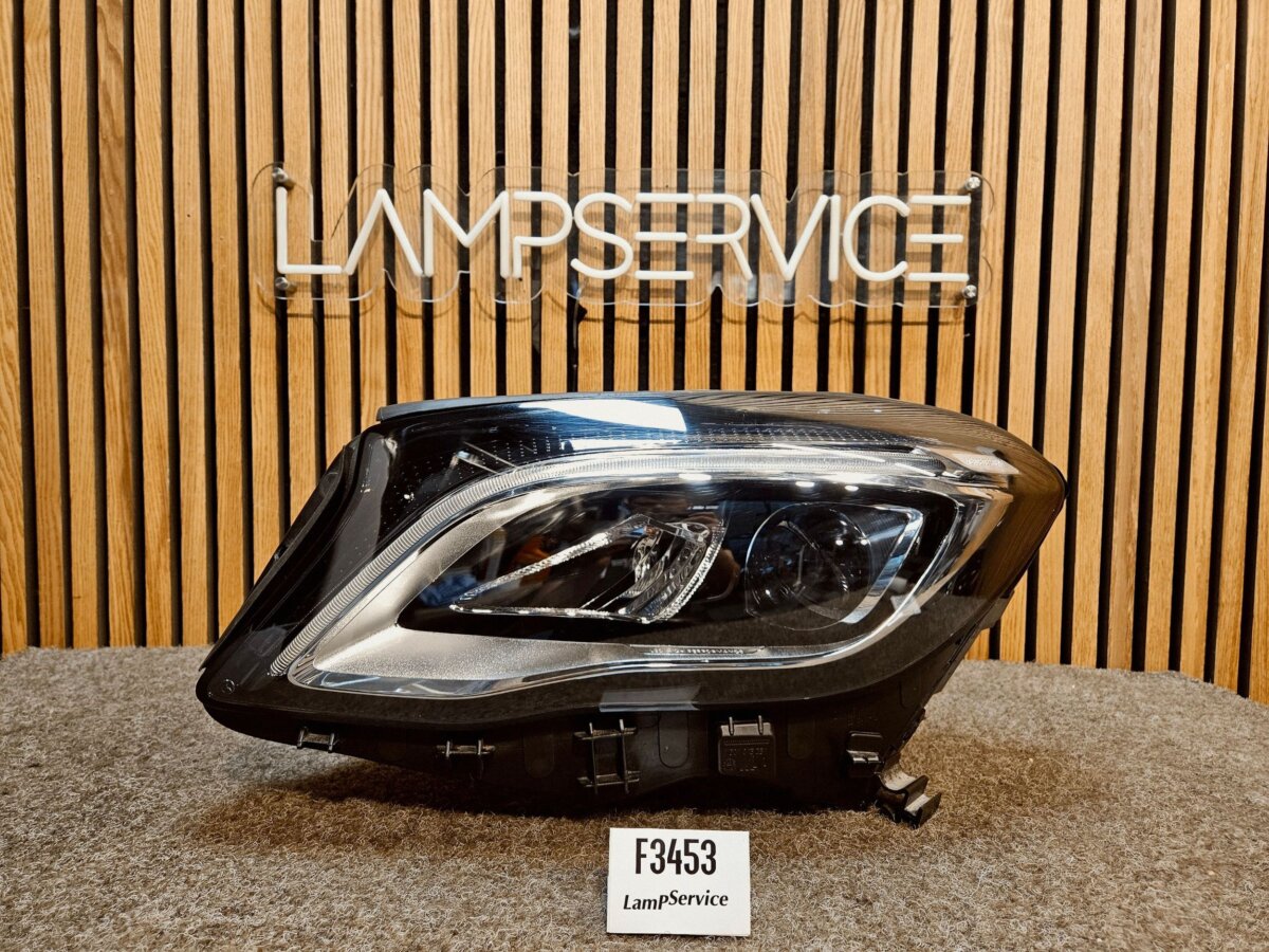 Mercedes GLA-class GLA W156 X156 2019 A1569066900 Фара F3453