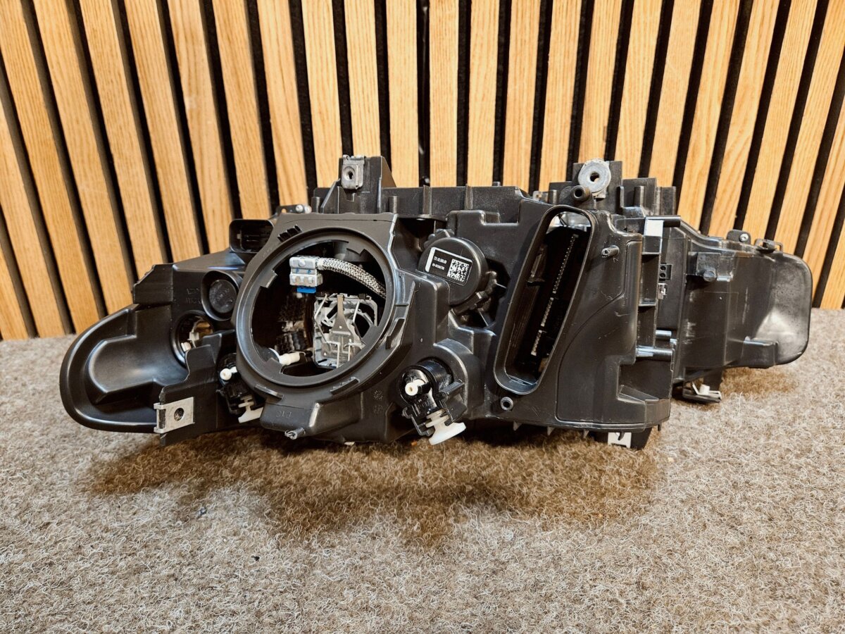 BMW Series 3 F30 F35 F31 2014 7259528 Фара F3441 — изображение 6