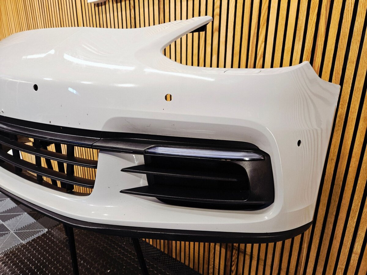 Porsche Panamera 2019 Бампер BF4718 — изображение 4