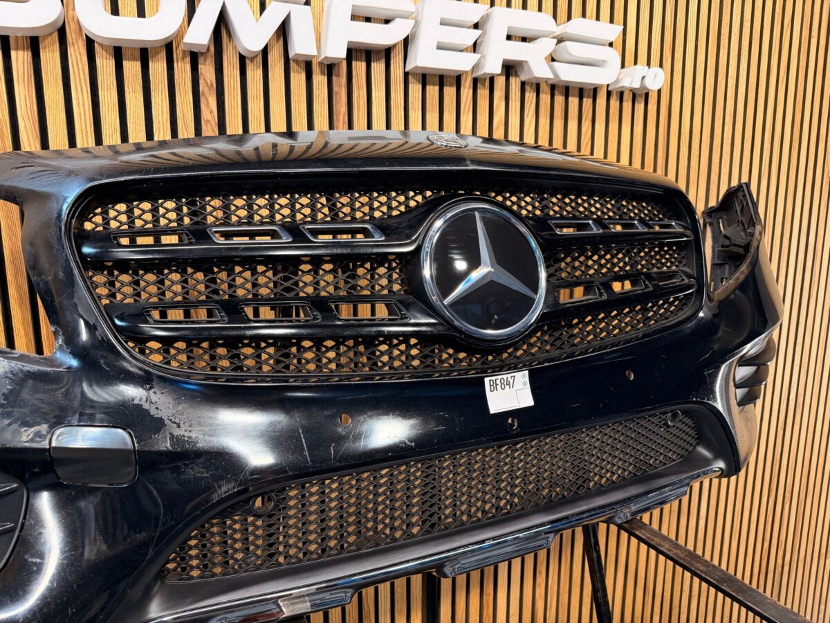 Mercedes GLA-class W156 X156 2019 BF847 Бампер A1568800401 — изображение 4