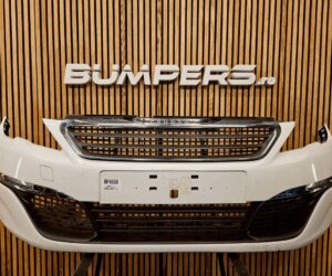 Peugeot 308 2017 1610742080 Бампер BF4558