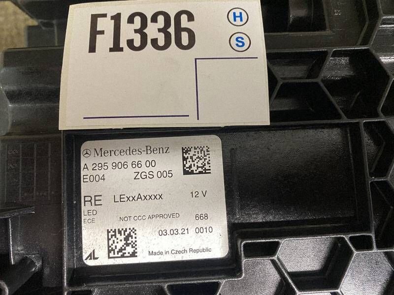 Фара Mercedes-Benz EQE EQE v295 2022 A2959066600 F1336 ZGS005 0303210010 — изображение 3