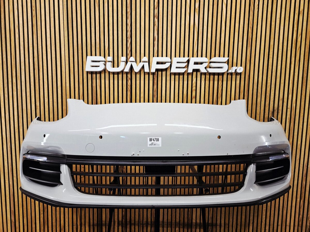 Porsche Panamera 2019 Бампер BF4718