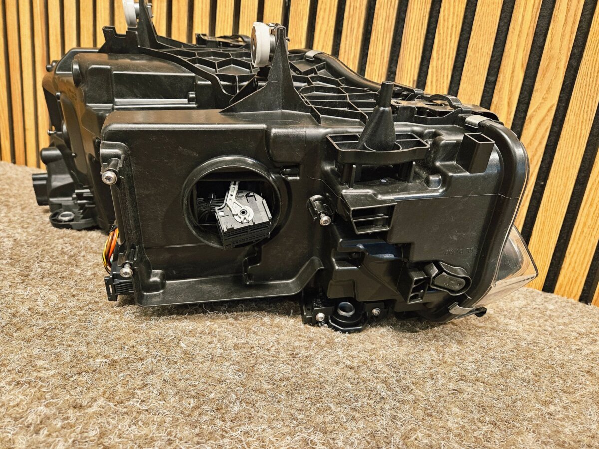 Фара BMW X3 G01 2018 8739654 F1216 — изображение 6