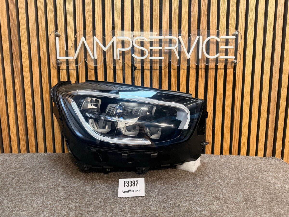 Mercedes GLC-class X253 C253 2020 A2539066403 Фара F3382