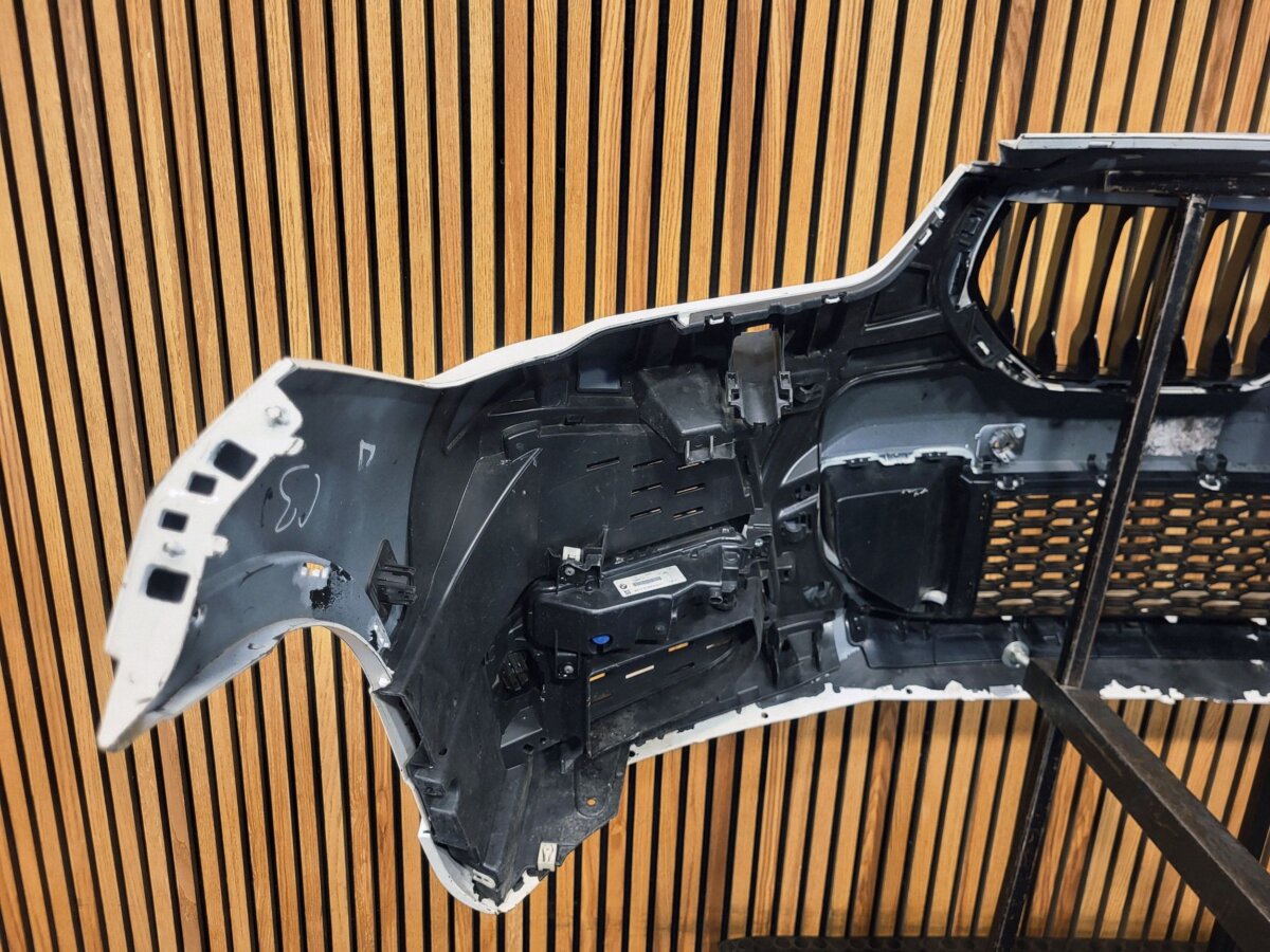 BMW X1 F48 F49 2022 8075875 Бампер BF024 — изображение 6