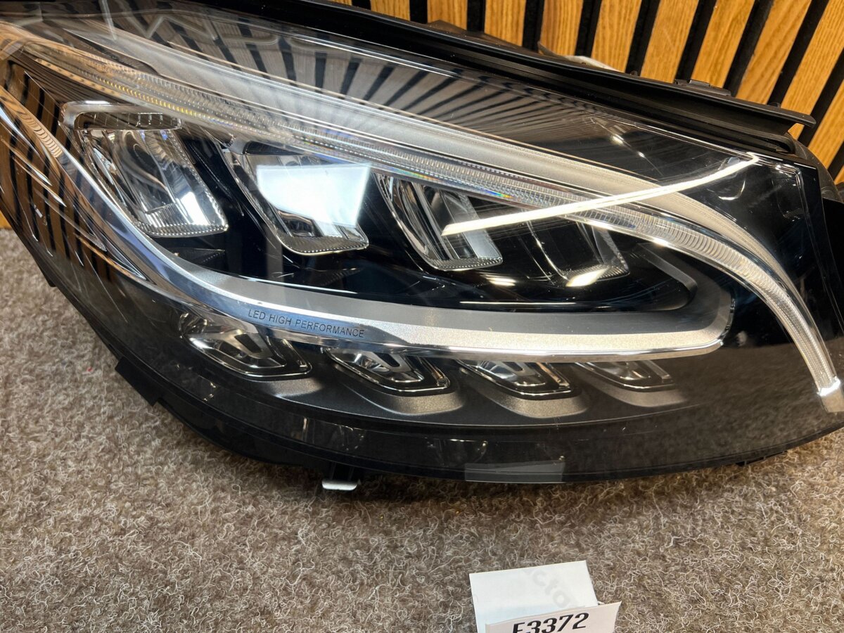 Mercedes C-class, AMG C W205 2021 A2059062206 Фара F3372 — изображение 2