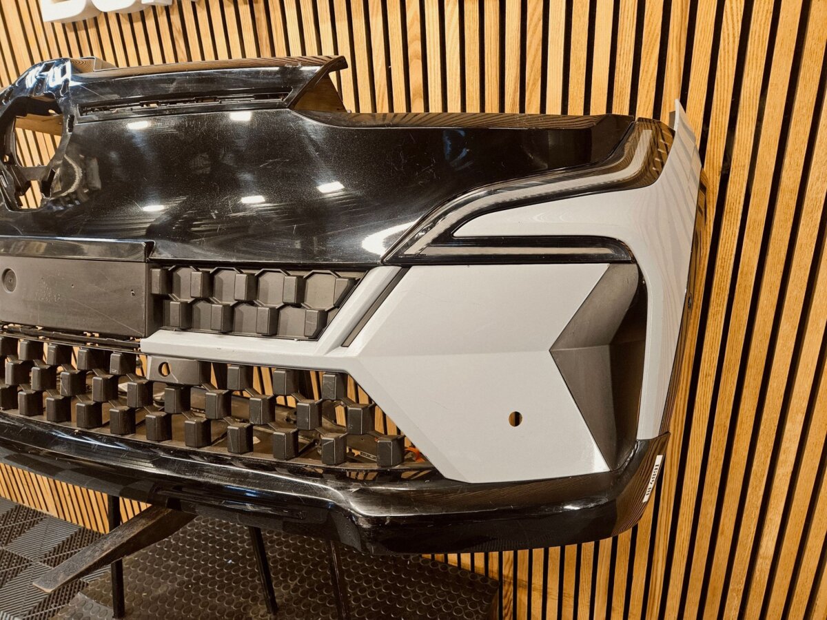 Renault Megane E-Tech 2023 620265718R Бампер BF4891 — изображение 4