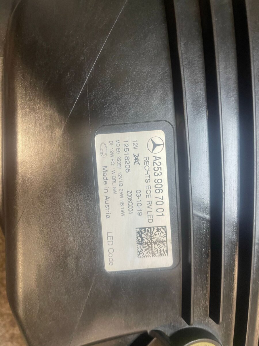 Mercedes GLC-class X253 C253 2020 A2539066901 A2539067001 F3389 Фара F3381 — изображение 9