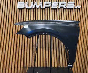 Audi Q8 Q8 2024M8821105A Крыло A1214
