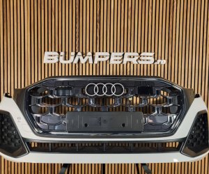 Audi Q8 2018 Бампер BF3723