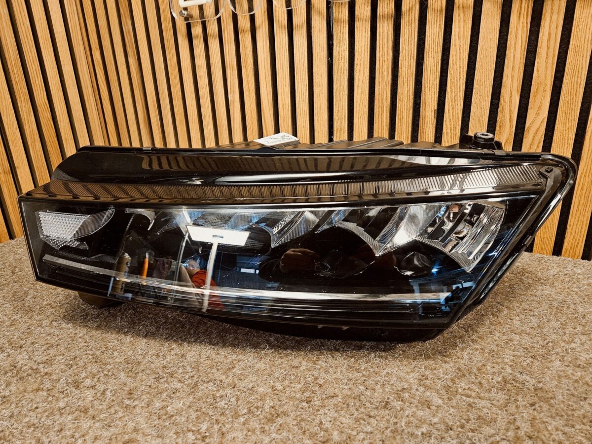 Фара Skoda Octavia Mk4 2019 5E4941015 F3173 — изображение 2