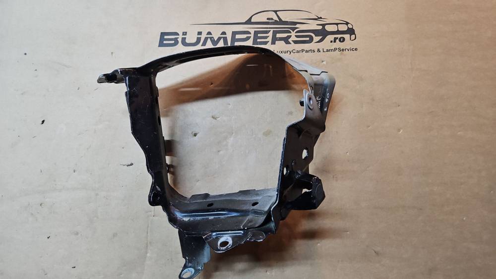 Кронштейны крепления бампера Volkswagen Touareg III 2023 760821138