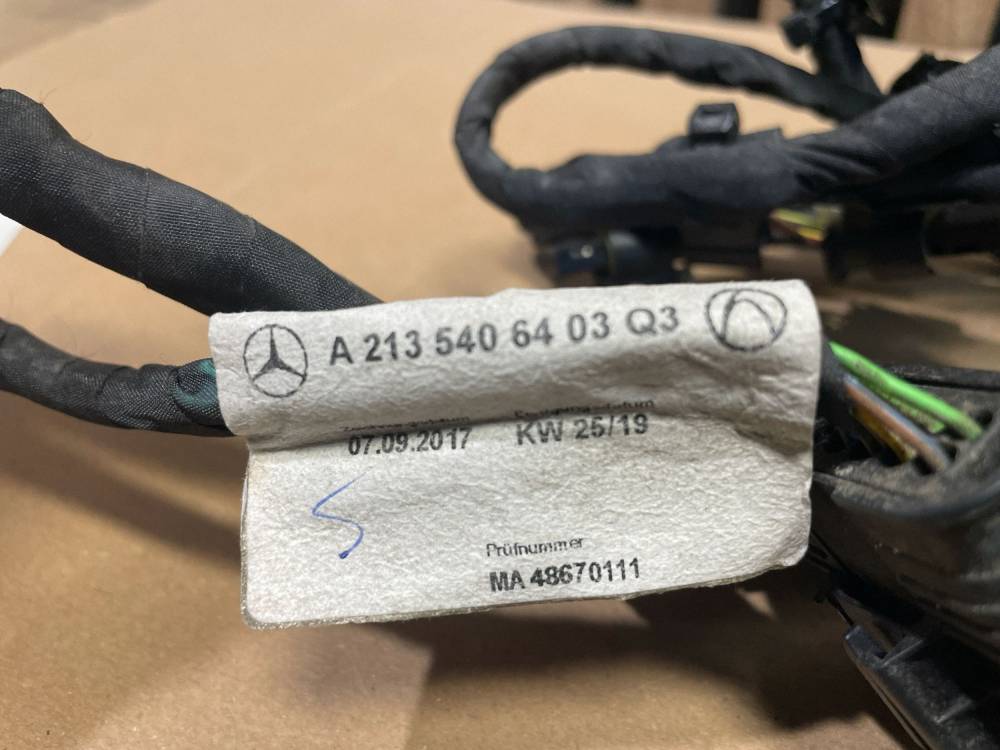Датчик парковки Mercedes E-class, AMG E 2017 A2135406403