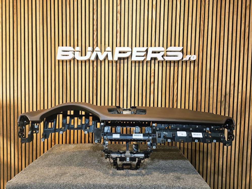 Центральная приборная панель Porsche Cayenne 2025 9Y0858005