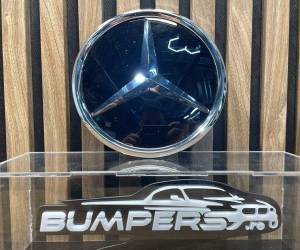 Значок Mercedes C-class, AMG C 2021 A0008881800