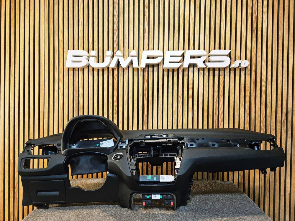 Приборная панель BMW X1 F48 F49 2022 9332740
