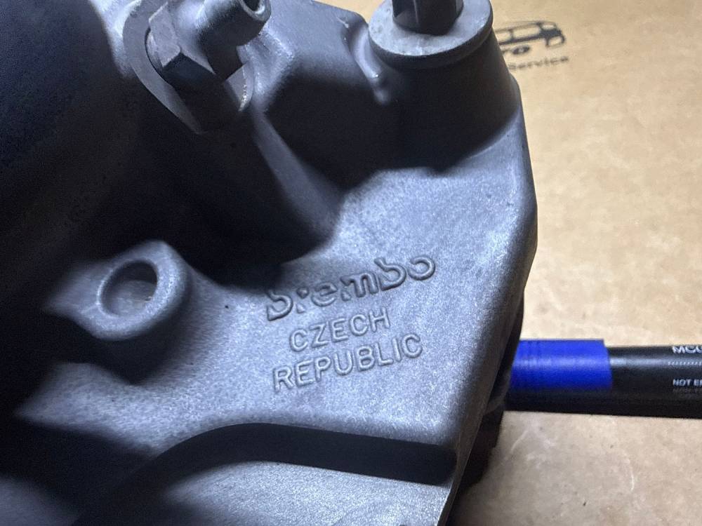 Тормозные суппорты Audi A6, S6 C7 4G 2012 8R0615107H 4G0971845J BREMBO — изображение 3