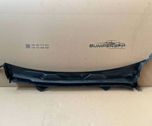 Решетка стеклоочистителя BMW Series 7 G11 G12 2020 7357237