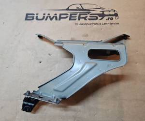 Кронштейны крепления бампера Audi A6, S6 C8 4K 2020 4K0821131