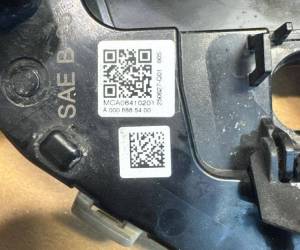 Значок Centru Mercedes CLA-class CLA C174 C178 2025 A0008885400 250627Q01