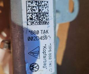 Подушка Volkswagen Touareg II 2014 7P6880741C 680TAK 002D4S9 08081632