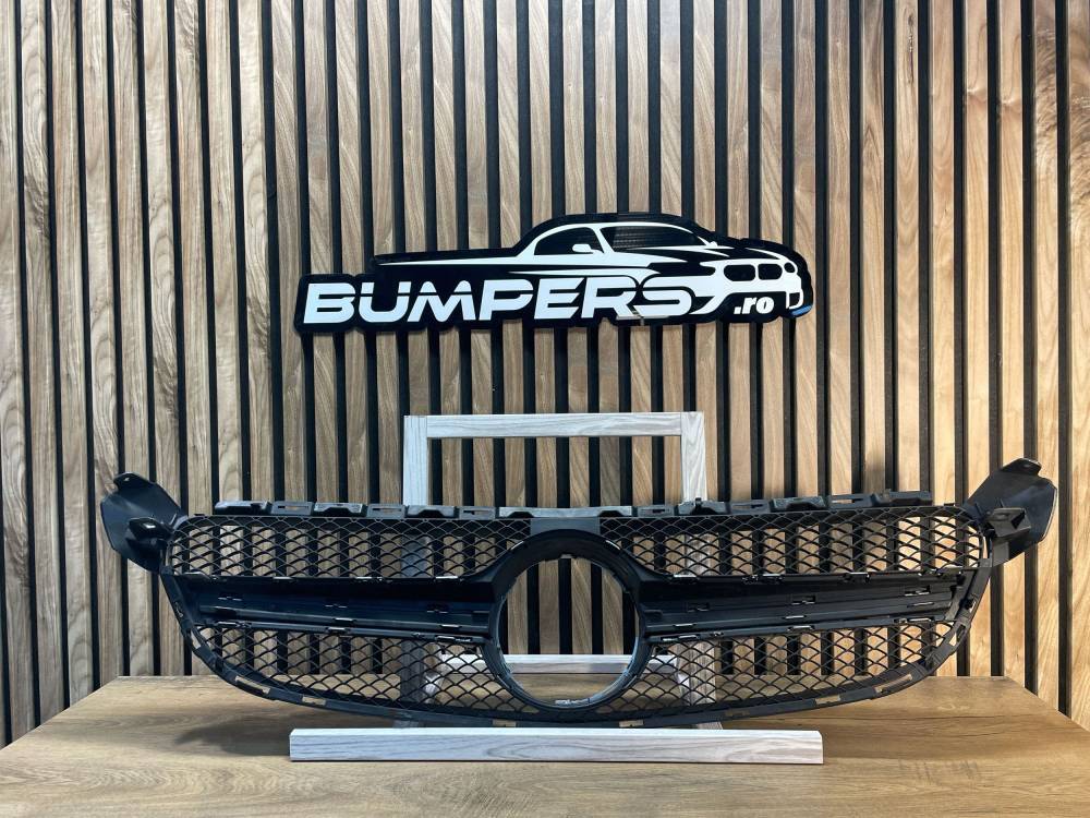 Решетка Mercedes C-class, AMG C 2014 A2058880223 — изображение 2