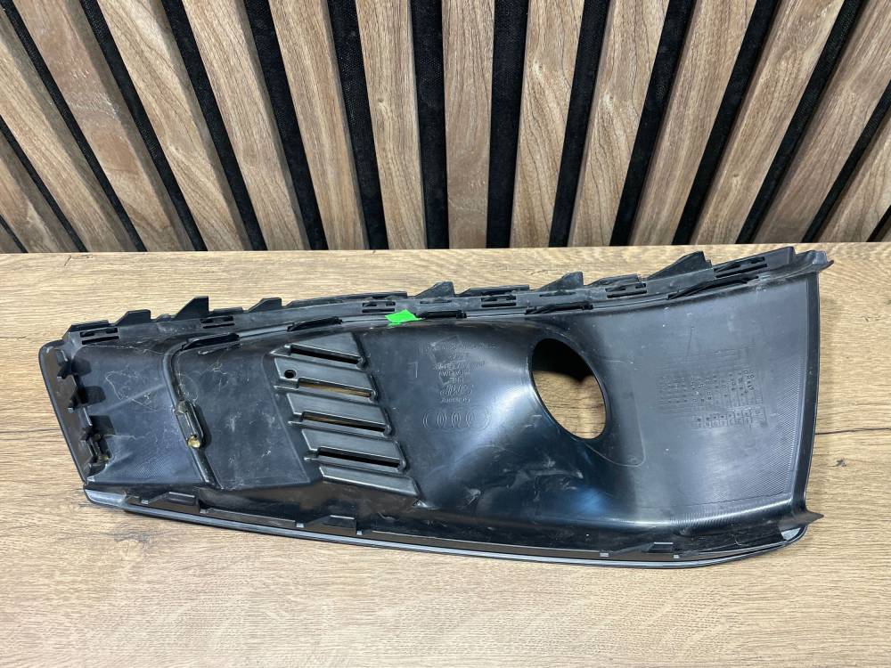 Решетка проектора Audi A4, S4 B9 8W 2023 8W0807681A — изображение 4