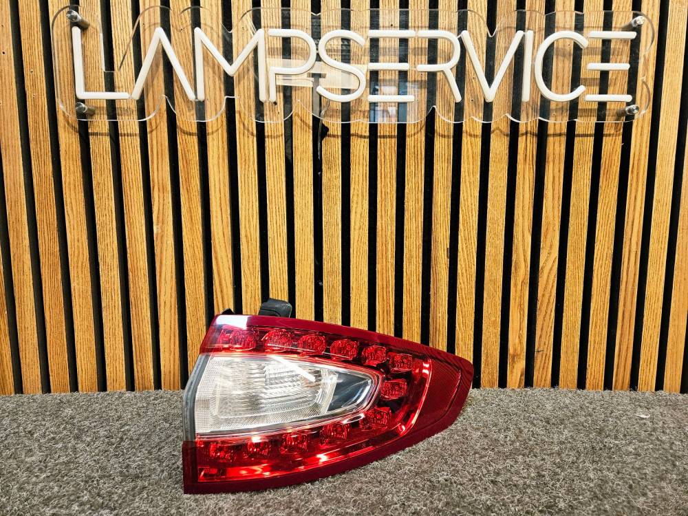 Фонарь Ford Mondeo MK V 2016 21050203