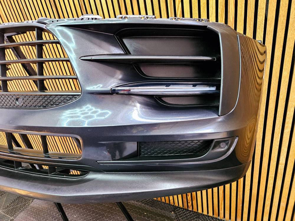 Бампер Porsche Macan 2019 BF3300 — изображение 4
