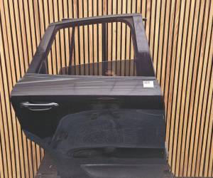 Дверь Porsche Macan 2015 U220 95B833312A