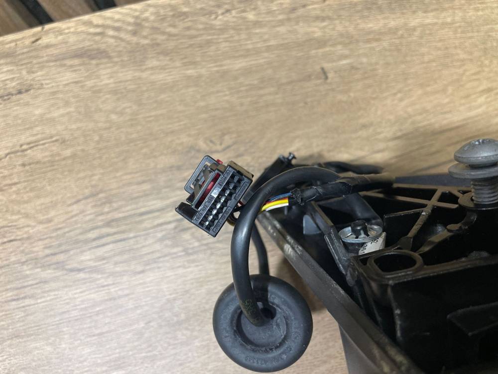 Зеркало боковое Audi Q3 8U 2016 630502 8U0 — изображение 4