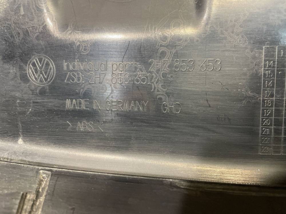 Решетка Volkswagen Amarok 2014 2H7853651 — изображение 3