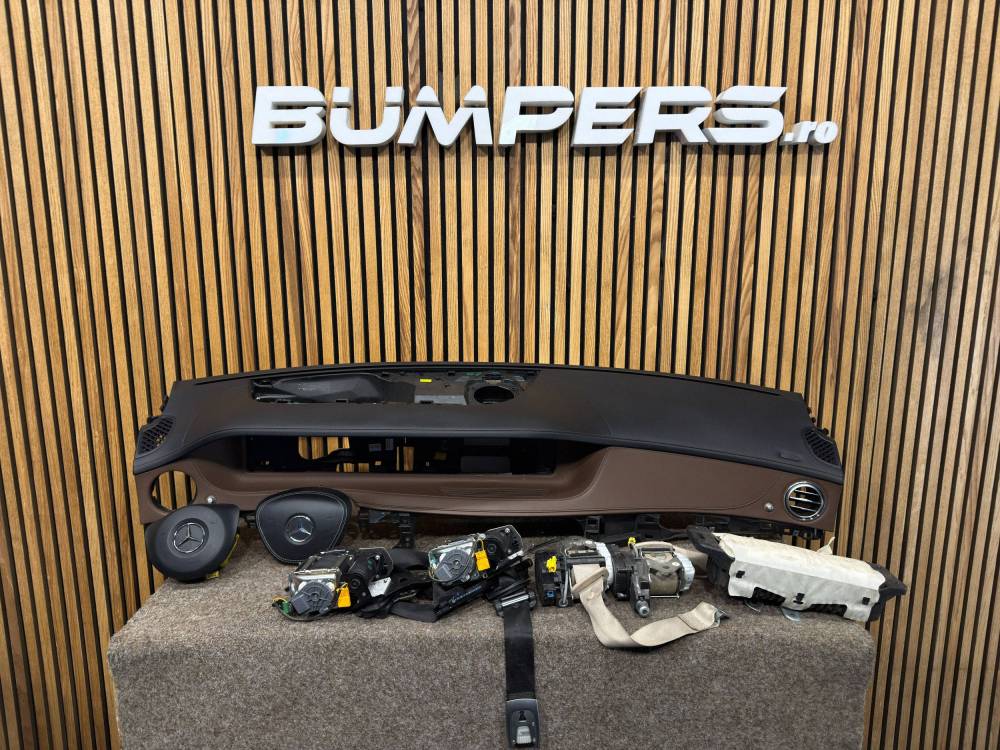Приборная панель Mercedes S-класса, AMG S 2015 A2226800287 A2226800487