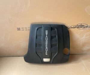 Крышка двигателя Porsche Macan 2019 95B103925