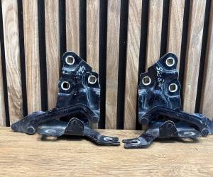 Петли BMW X3 F25 2012 7210729 7210730