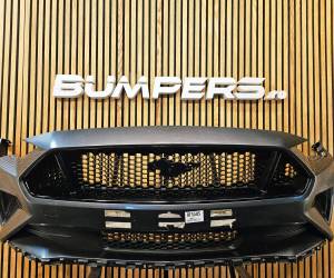 Бампер Ford Mustang VI 2020 JR3B17C331BD