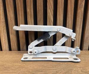 Петли Mercedes GLE W167 2019 A1678803500