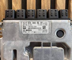 Компьютер ЭБУ (ECU) Mercedes GLC X253 C253 2015 A6549009600 A6549017600